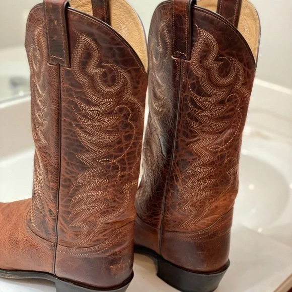 JUSTIN MEN Cowboy boots Size 10D in great condition clean interior great bottom - Picture 10 of 11
